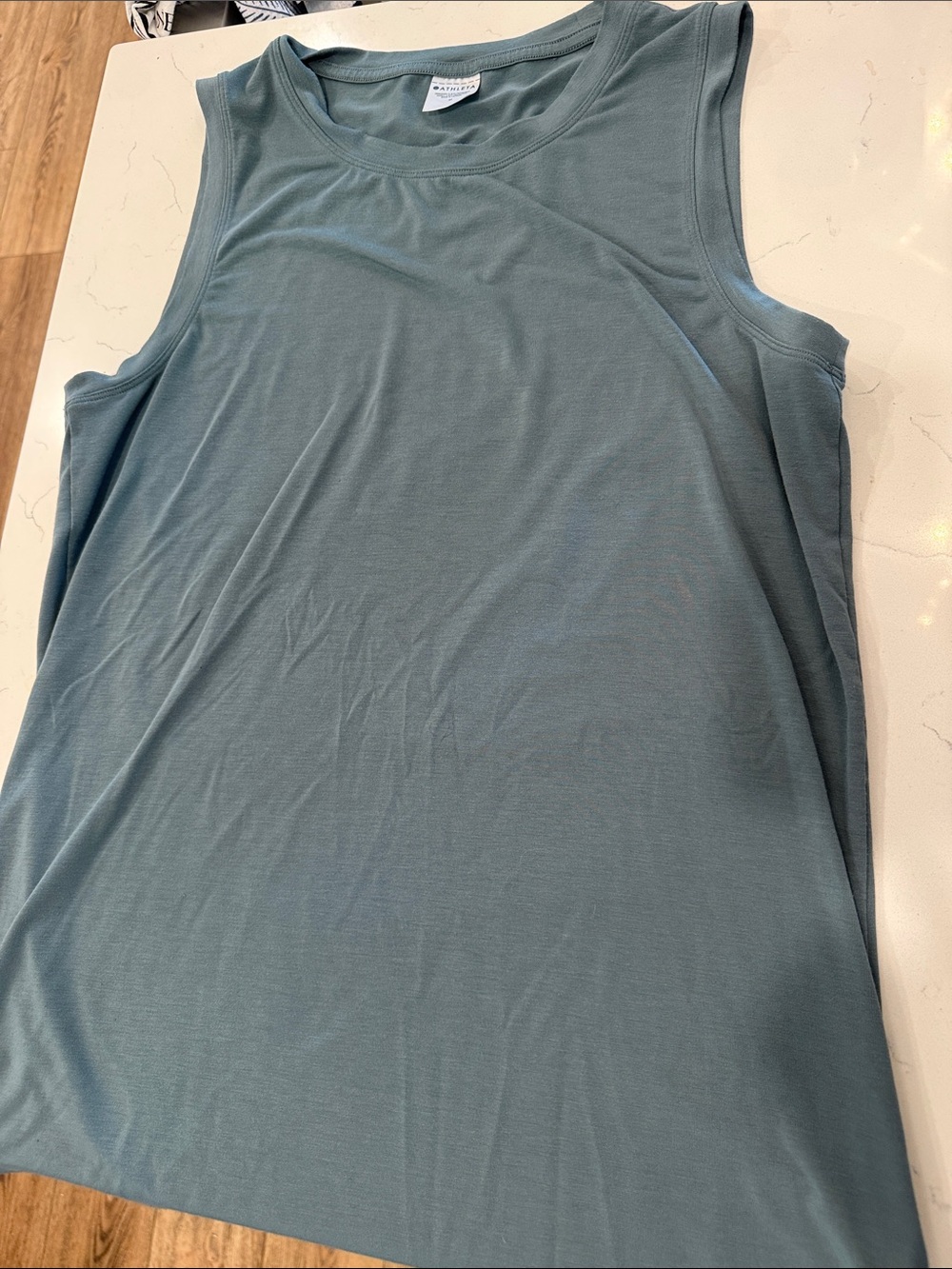 Athleta Scoop Neck Long Tank in Dusty Teal